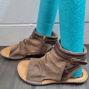 BOC By Born Gladiator Slouch Sandals Brown Suede Zip Buckle Women's Shoe Size 8M